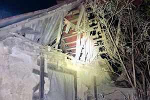 У Нікополі пошкоджено житлові будинки, ліцей, газопровід та лінії електропередавання