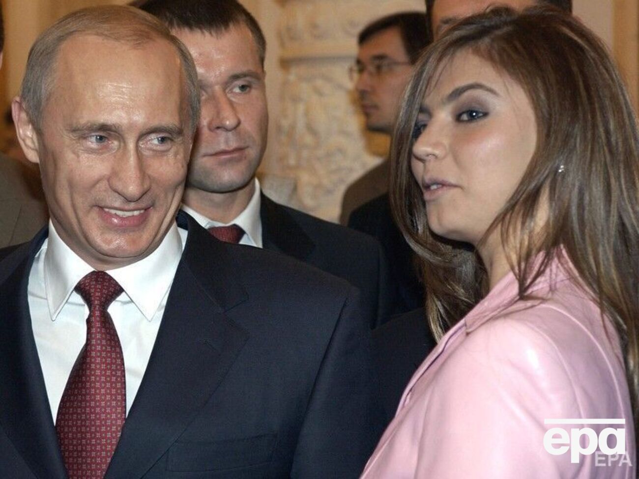 По данным минфина США, у Кабаевой тесные отношения с Путиным