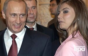 По данным минфина США, у Кабаевой тесные отношения с Путиным