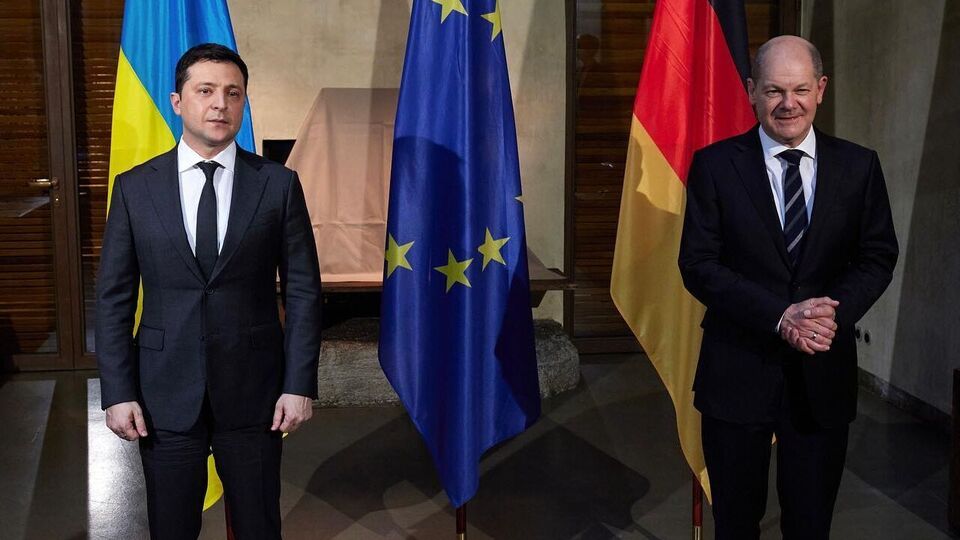 Зеленський і Шольц обговорили підтримку України
