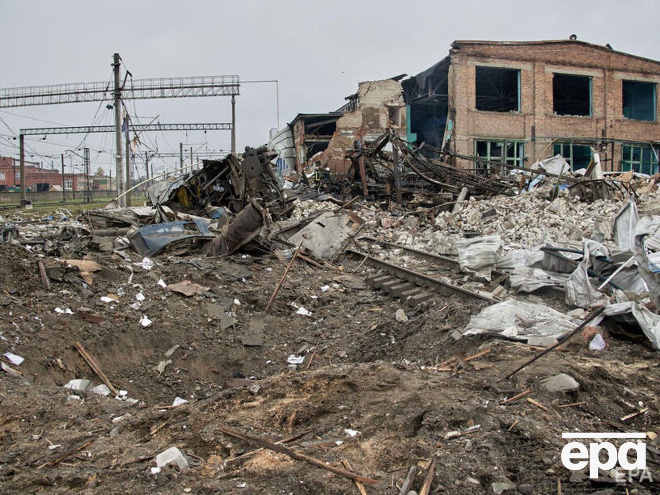 Оккупанты продолжают разрушать жилье и гражданскую инфраструктуру в Украине