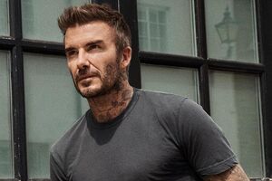 Бекхэм: Погода начинает меняться. Почему бы не прыгнуть в чан со льдом?