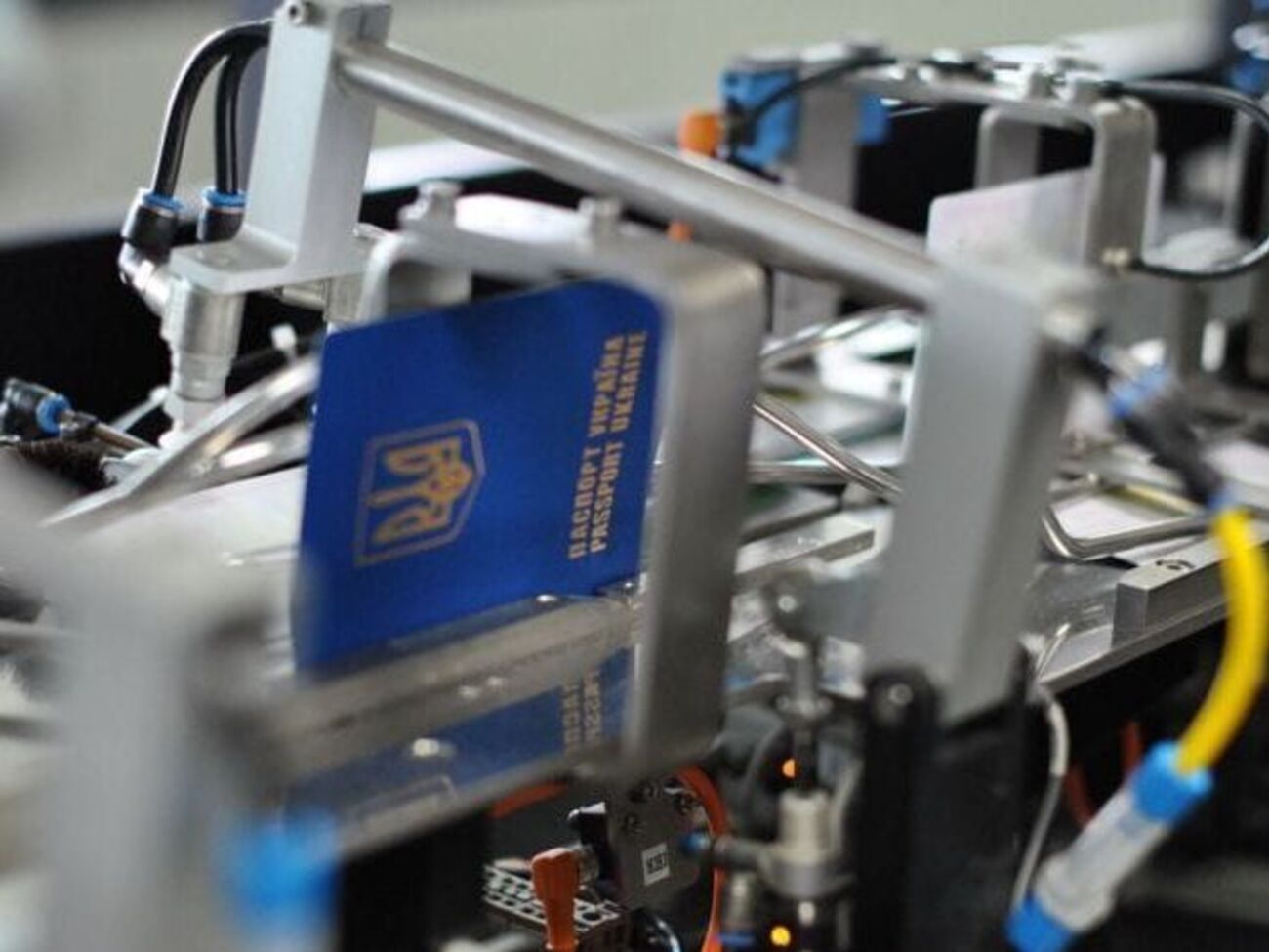 Некоторые подразделения миграционной службы пока не работают, отметили в МВД