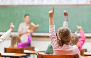 Закон предусматривает осуществление постепенного перехода к преподаванию на латышском языке