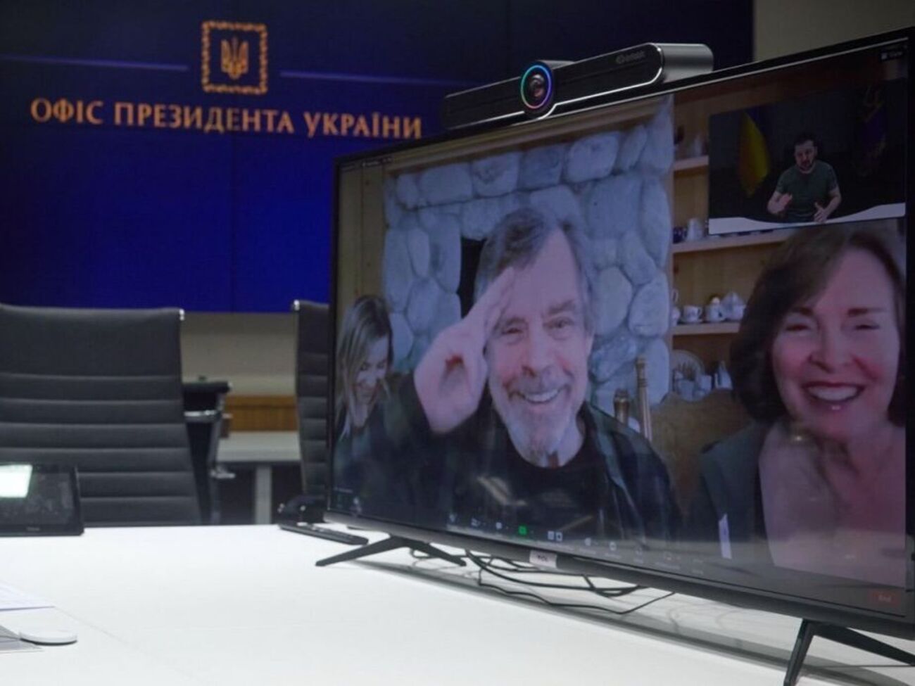 Марк Гемілл буде першим амбасадором, який допомагатиме збирати кошти на "Армію дронів"