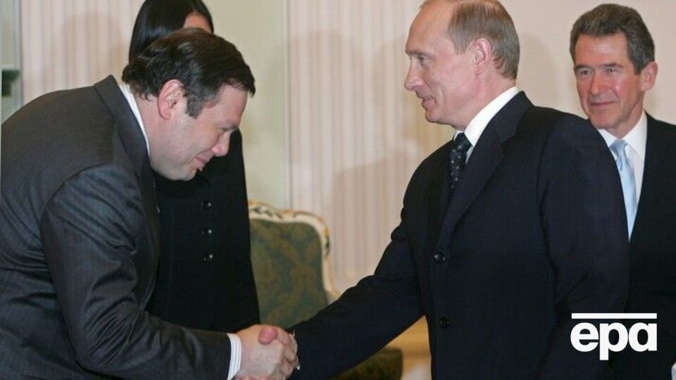 Фридмана (слева) считают одним из близких к Путину бизнесменов