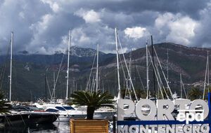 За два месяца из посольства России в Черногории дипломатов высылают второй раз