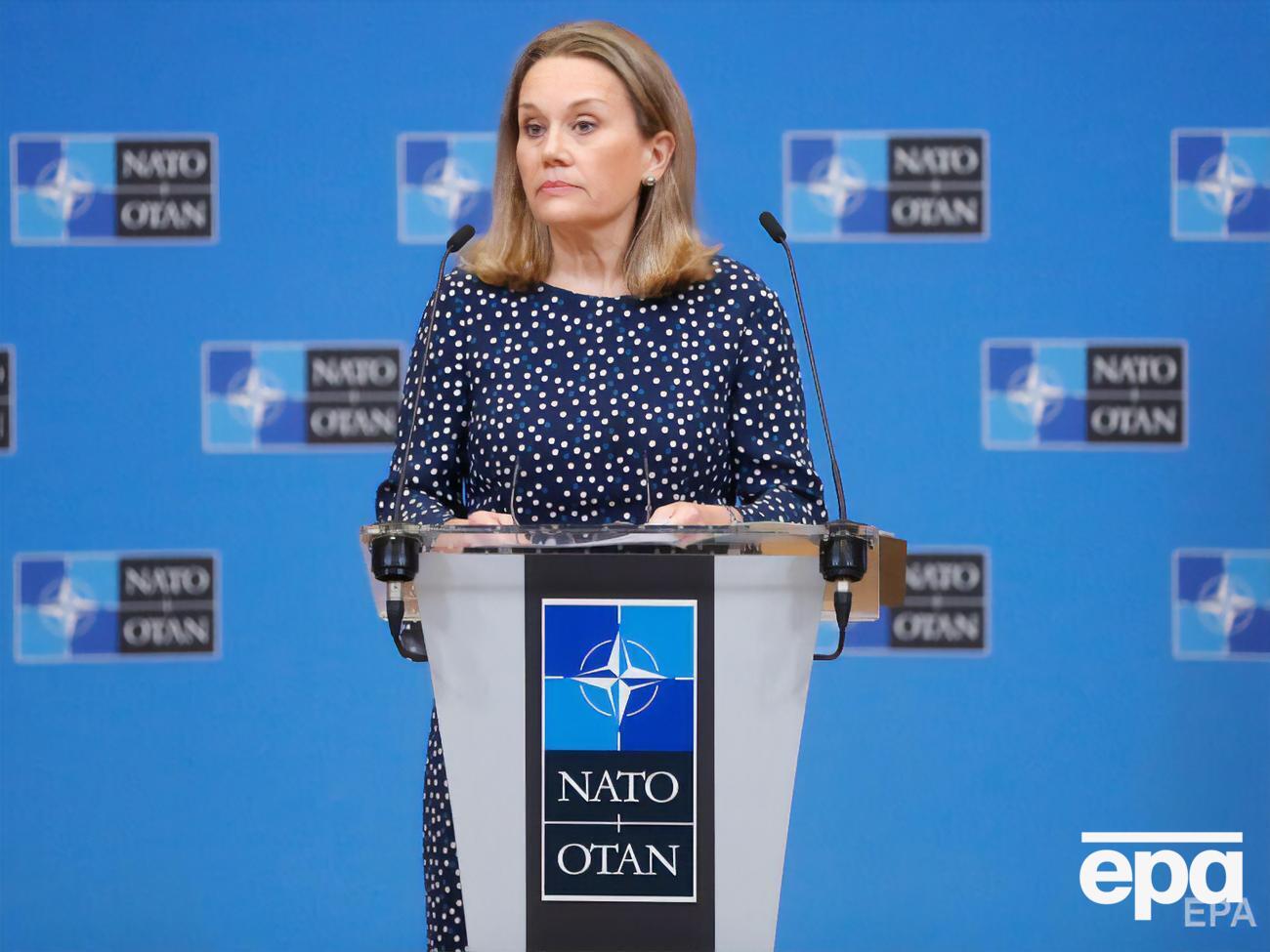 Сміт зазначила, що надання військової допомоги Україні &ndash; процес, який розвивається