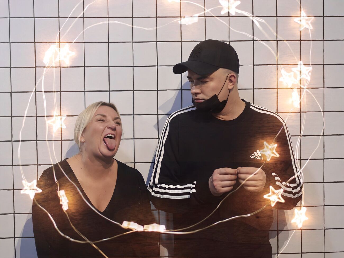 Данилко и Белоконь на сцене играют образы певицы Верки Сердючки и ее матери