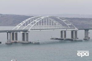 Мост через Керченский пролив – главный путь выезда из Крыма в РФ. В ОП надеются, что им воспользуются не все россияне, приехавшие на полуостров после аннексии