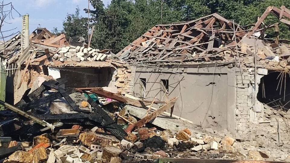 Российские оккупанты регулярно обстреливают Николаев и область