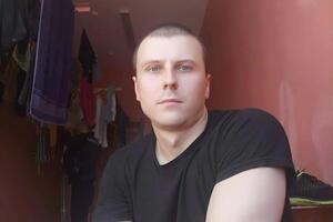 Непаратов, по данным СМИ, убил пять человек