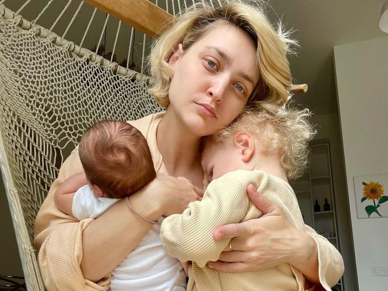 Кекелия родила младшего сына в Грузии