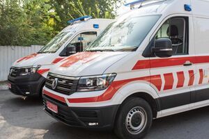 Новые "скорые" укомплектованы европейским и американским медицинским оборудованием