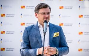 Каждое утро у меня на столе документ с перечнем оружия на 20 страниц. Организовать его поставки в Украину – это как вернуть McDonald's