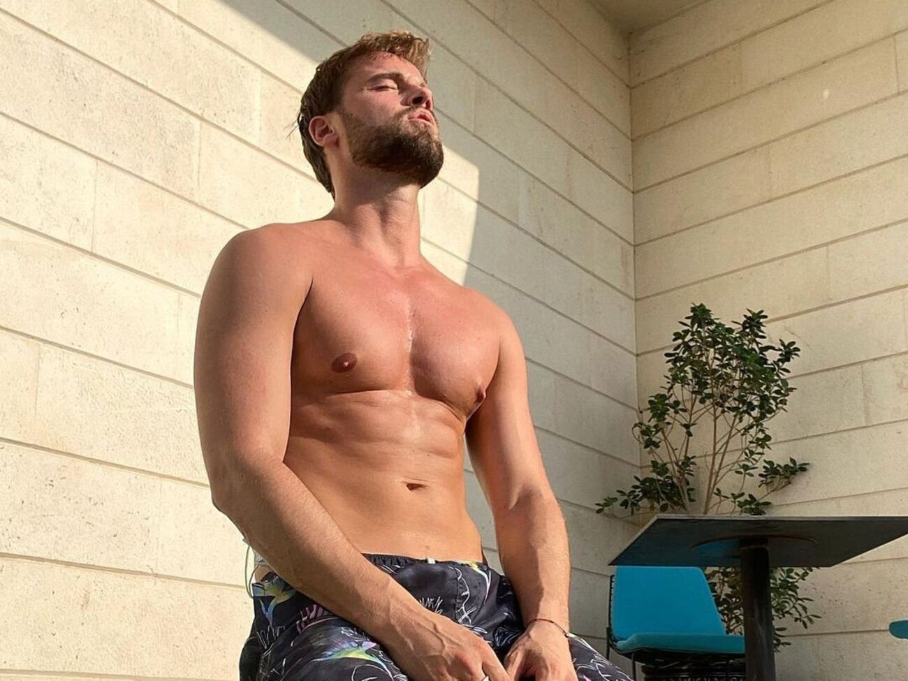 Герой 12-го сезону шоу "Холостяк" Топольський живе у США