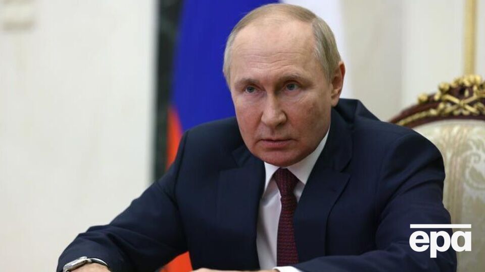 Путін незаконно анексував окуповані українські території, підписавши з їхніми "керівниками" відповідні договори про "входження" до складу РФ