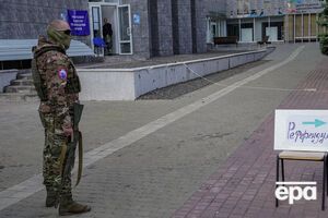 Оккупанты задерживают волонтеров гуманитарных центров