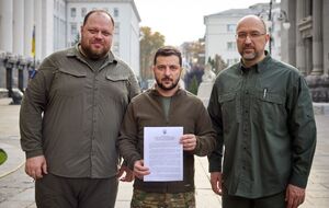 Заявку подписали Стефанчук, Зеленский и Шмыгаль