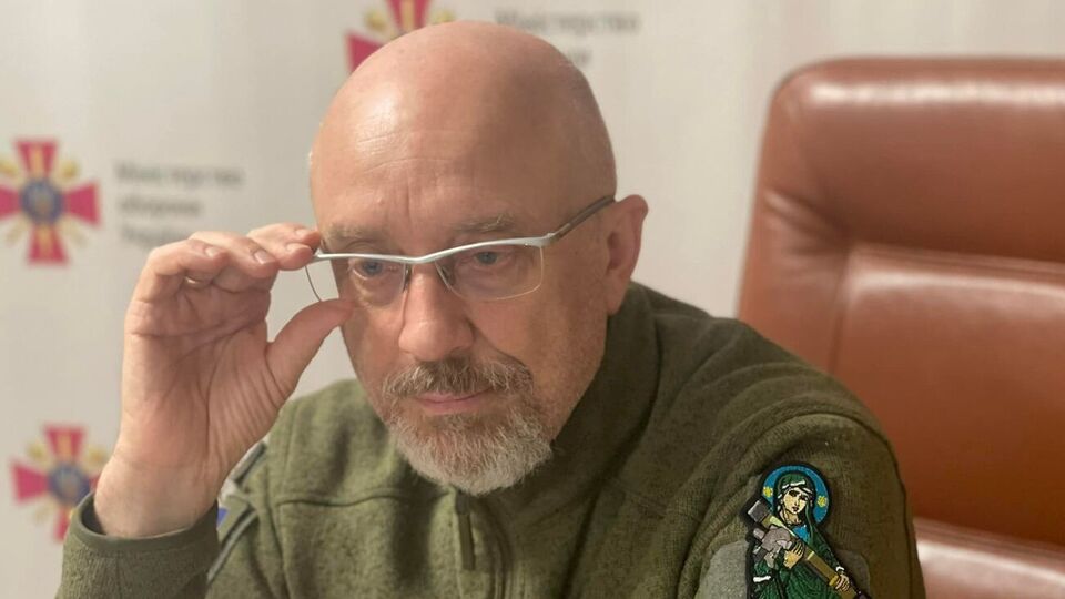 Резніков зазначив, що зимовий одяг для ЗСУ почали замовляти ще влітку