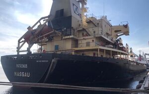 По данным Мининфраструктуры на 29 сентября, из украинских портов вышли 238 судов с продовольствием, которое было направлено в страны Азии, Европы и Африки