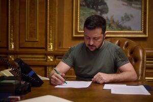 Володимир Зеленський поговорив із прем'єр-міністром Японії Фуміо Кісідою