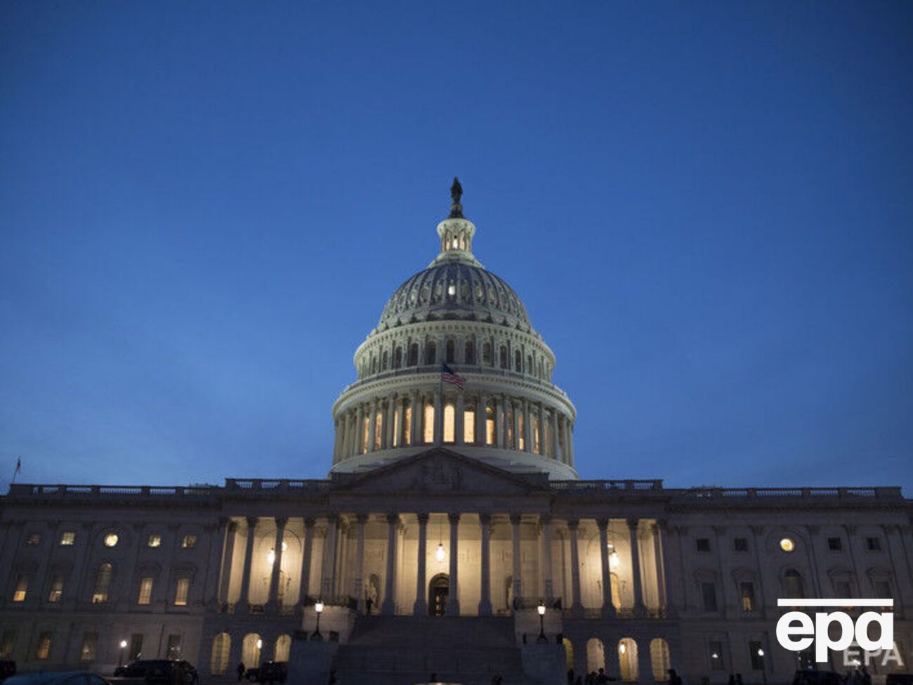 За два дня законопроект поддержали обе палаты Конгресса США