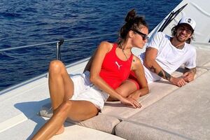 Dantes і Кацуріна раніше були друзями, а зараз є парою