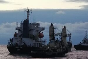 Из трех портов Украины сегодня вышло 13 судов с аграрной продукцией, которую доставляют в восемь стран