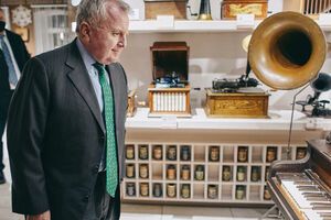 Салливан работал дипломатом при пяти президентах США, отметили в посольстве