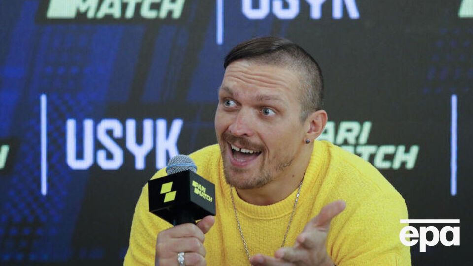 Александр Усик называет сайт "Миротворец" "дном"