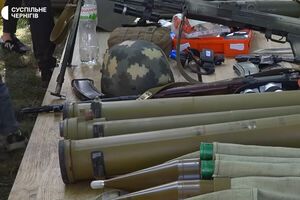 Військовий дав дітям у руки заряджений гранатомет