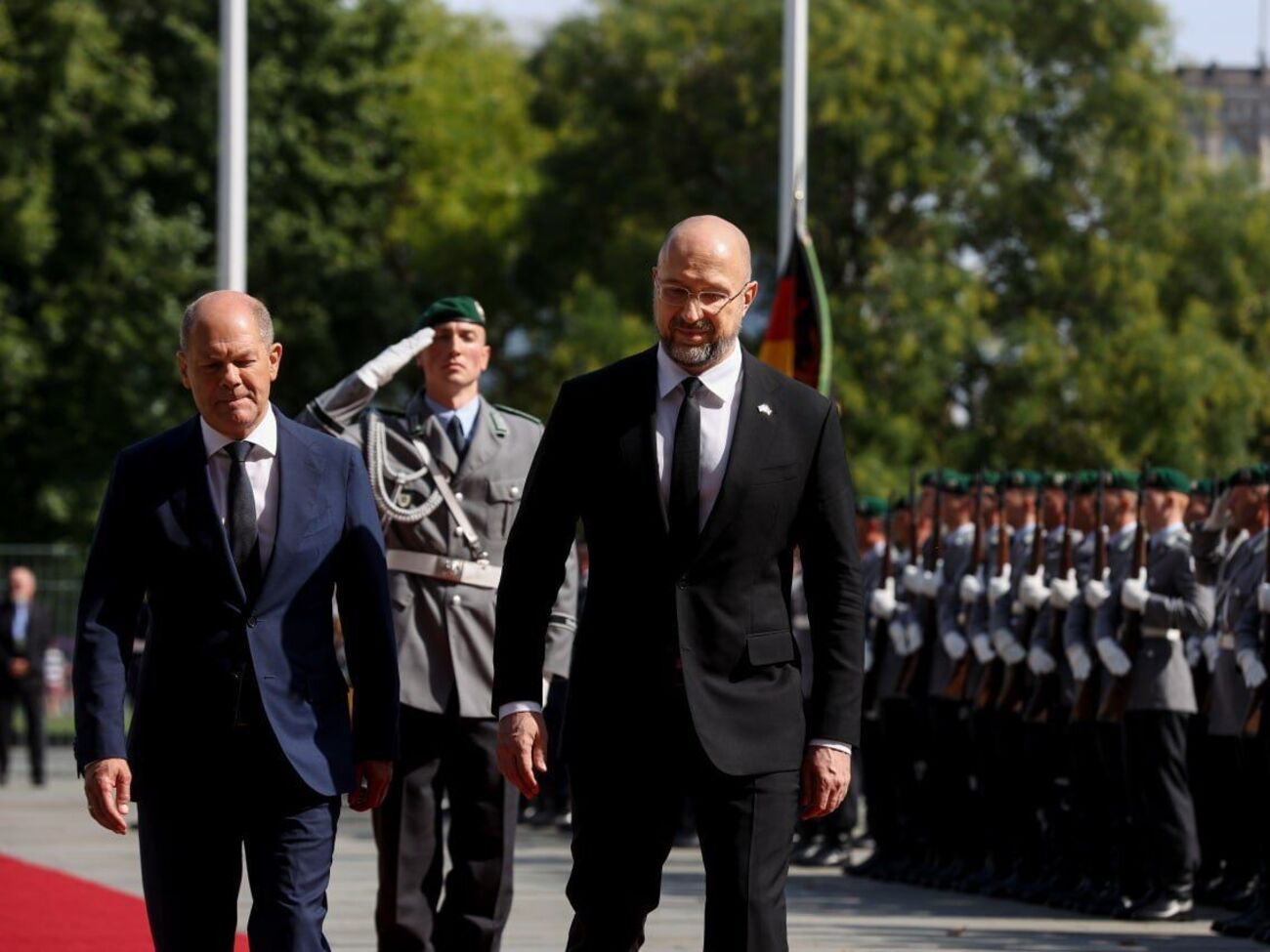 Прем'єр України Денис Шмигаль зустрівся з канцлером Німеччини Олафом Шольцом