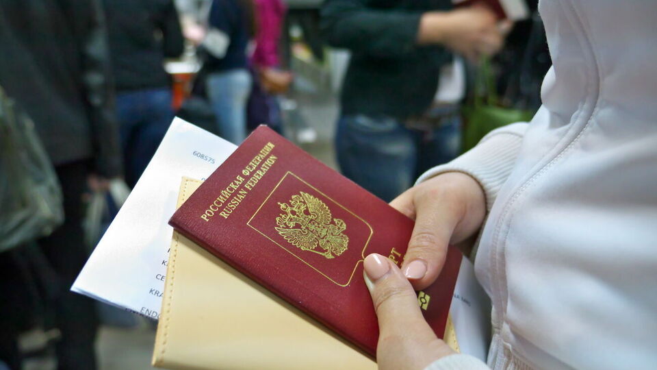 Болгария повысит стоимость виз для граждан России