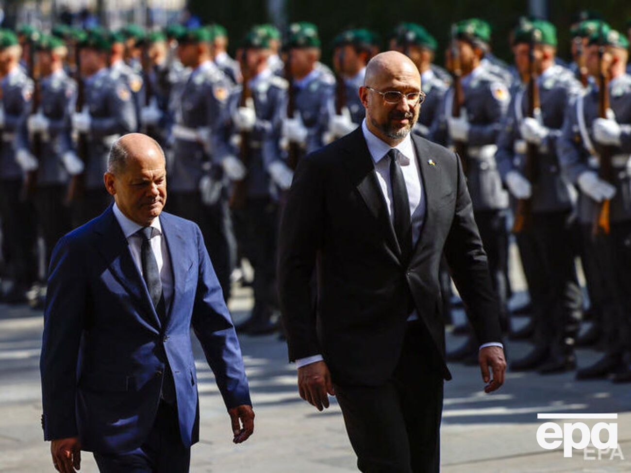 Шмыгаль (справа) накануне встретился с Шольцем