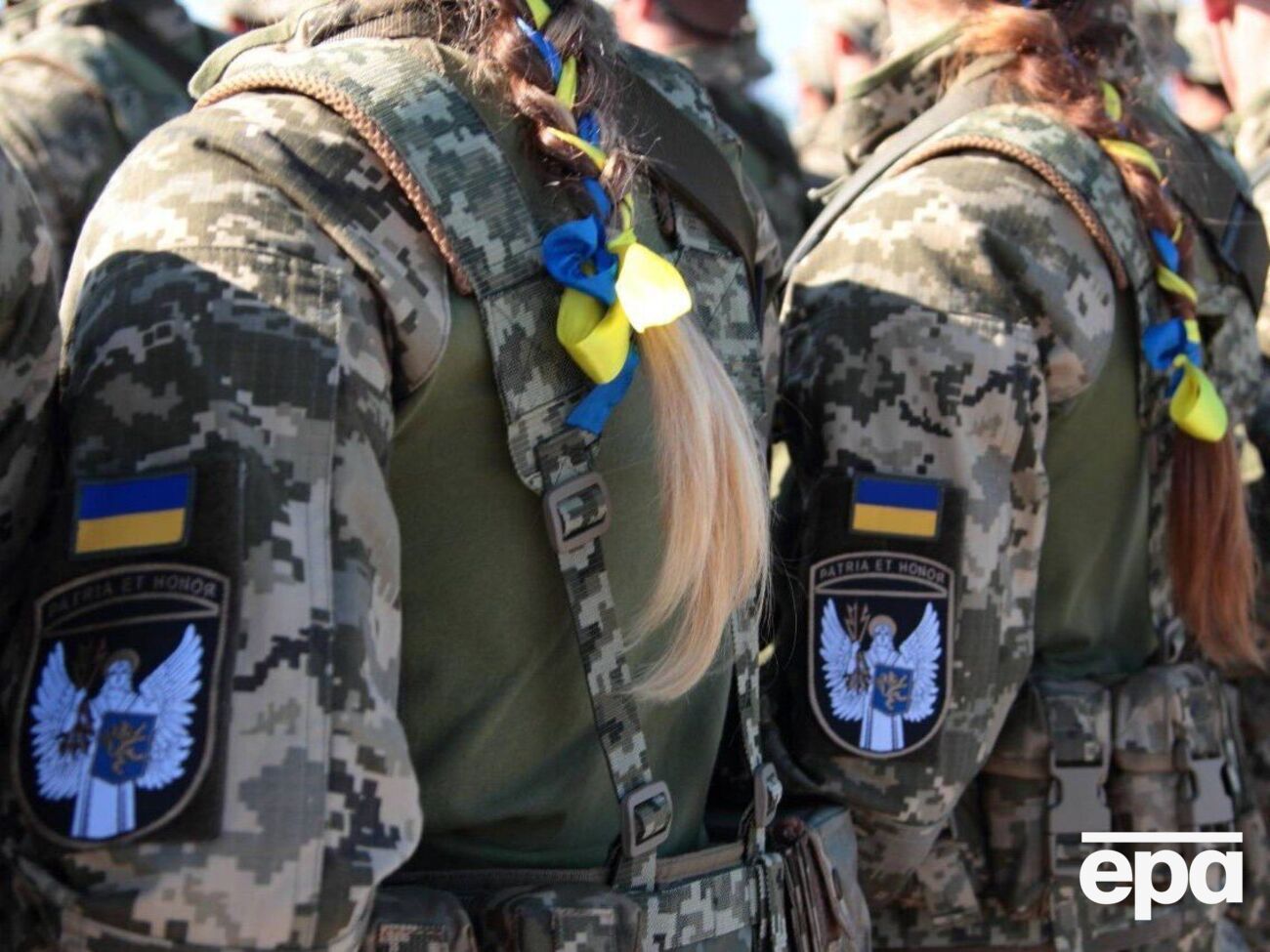 Женщин будут ставить на воинский учет только с их согласия