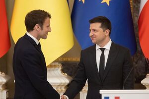 Макрон и Зеленский содержательно проговорили полтора часа