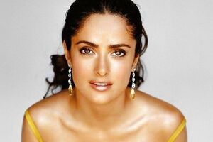 Хайек: Поскольку мы начинаем новую неделю, давайте не забудем остановиться и понюхать розы