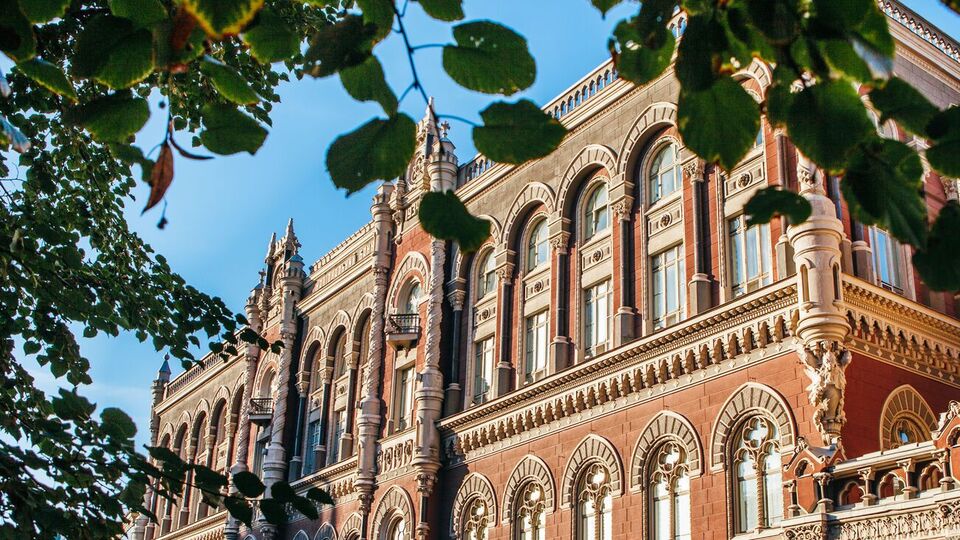 Як уточнили в Нацбанку, валютні надходження від іноземних партнерів у серпні становили $4,788 млрд