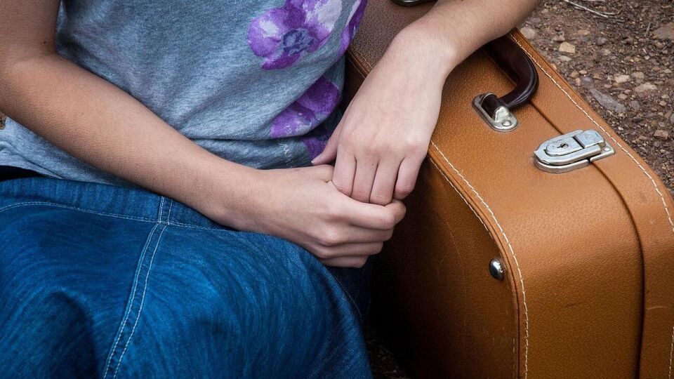 Миграционный отток из России в 2022 году составил около 96 тыс. человек