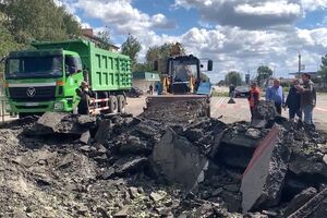 Росіяни ракетами обстріляли Комишуваху, розповів Старух