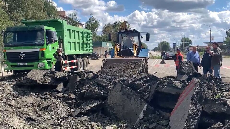 Росіяни ракетами обстріляли Комишуваху, розповів Старух