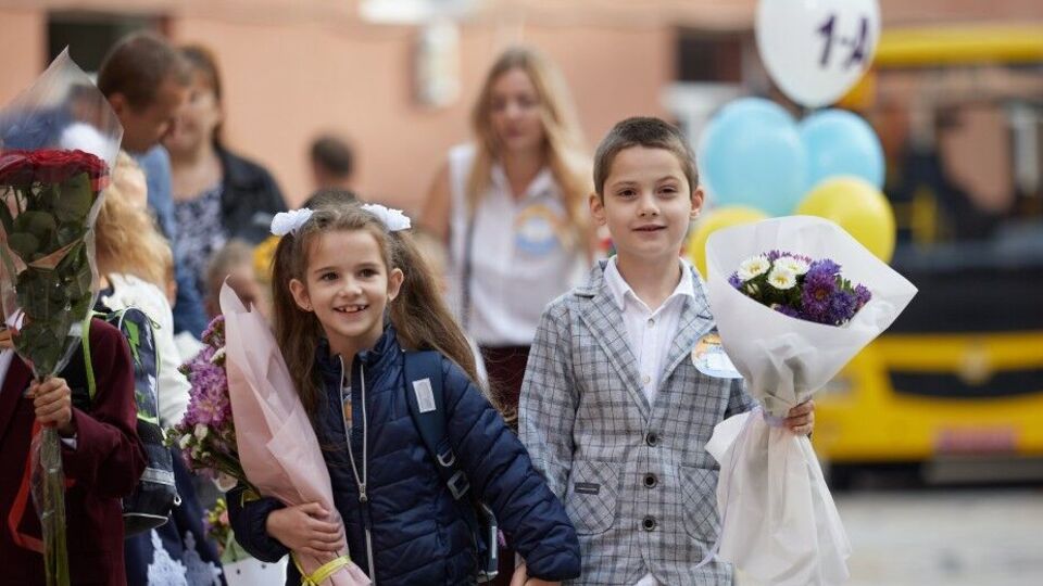 4599 шкіл в Україні, які відкрили 1 вересня, мають обладнані укриття, зазначив Тимошенко