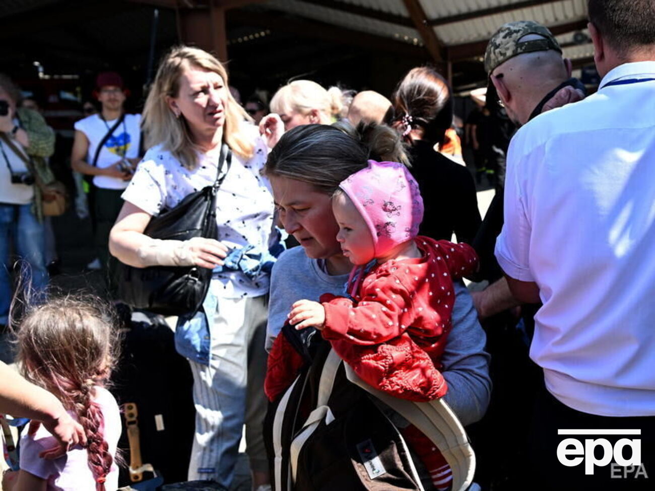 Условия программы распространяются на детей и взрослых