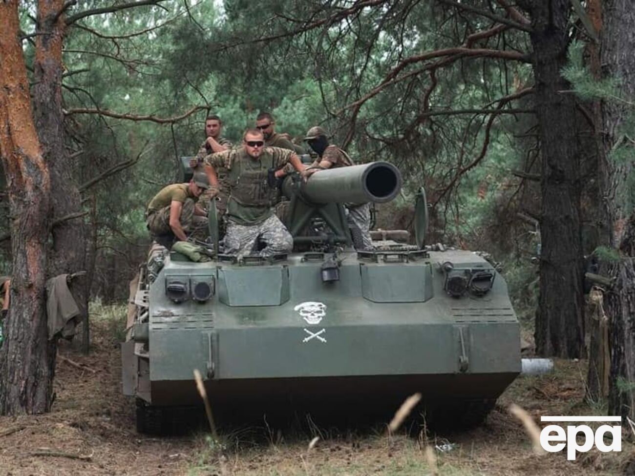 Подразделения ВСУ удерживают занимаемые позиции и не дают врагу возможности продвигаться вглубь территории Украины, отметили в Генштабе