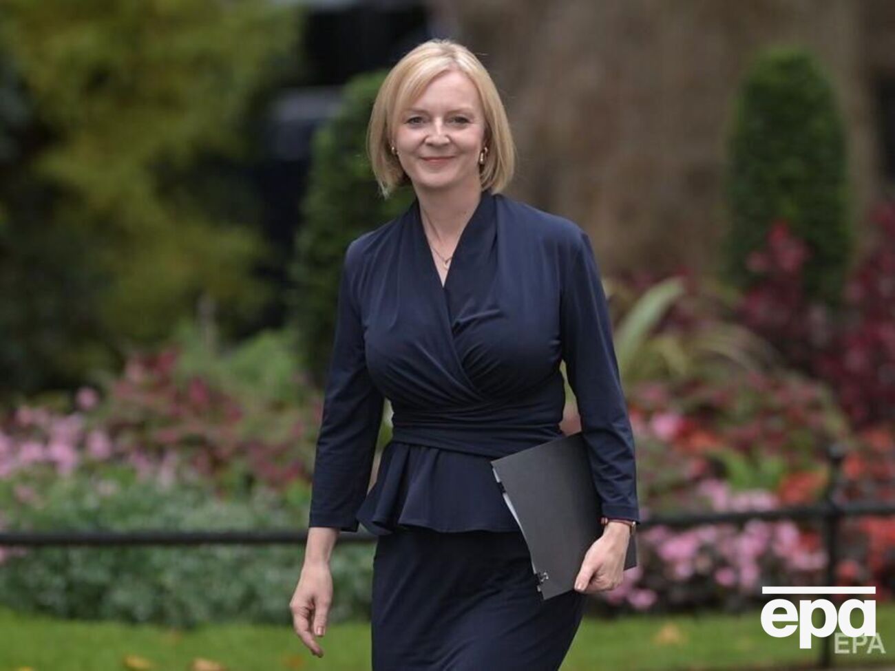 Трасс надеется на сотрудничество с Зеленским, отмечается на сайте правительства Великобритании