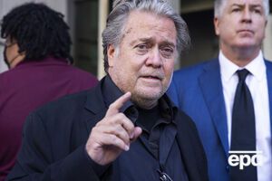 Стив Бэннон назвал обвинения, выдвинутые окружным прокурором, сфабрикованными