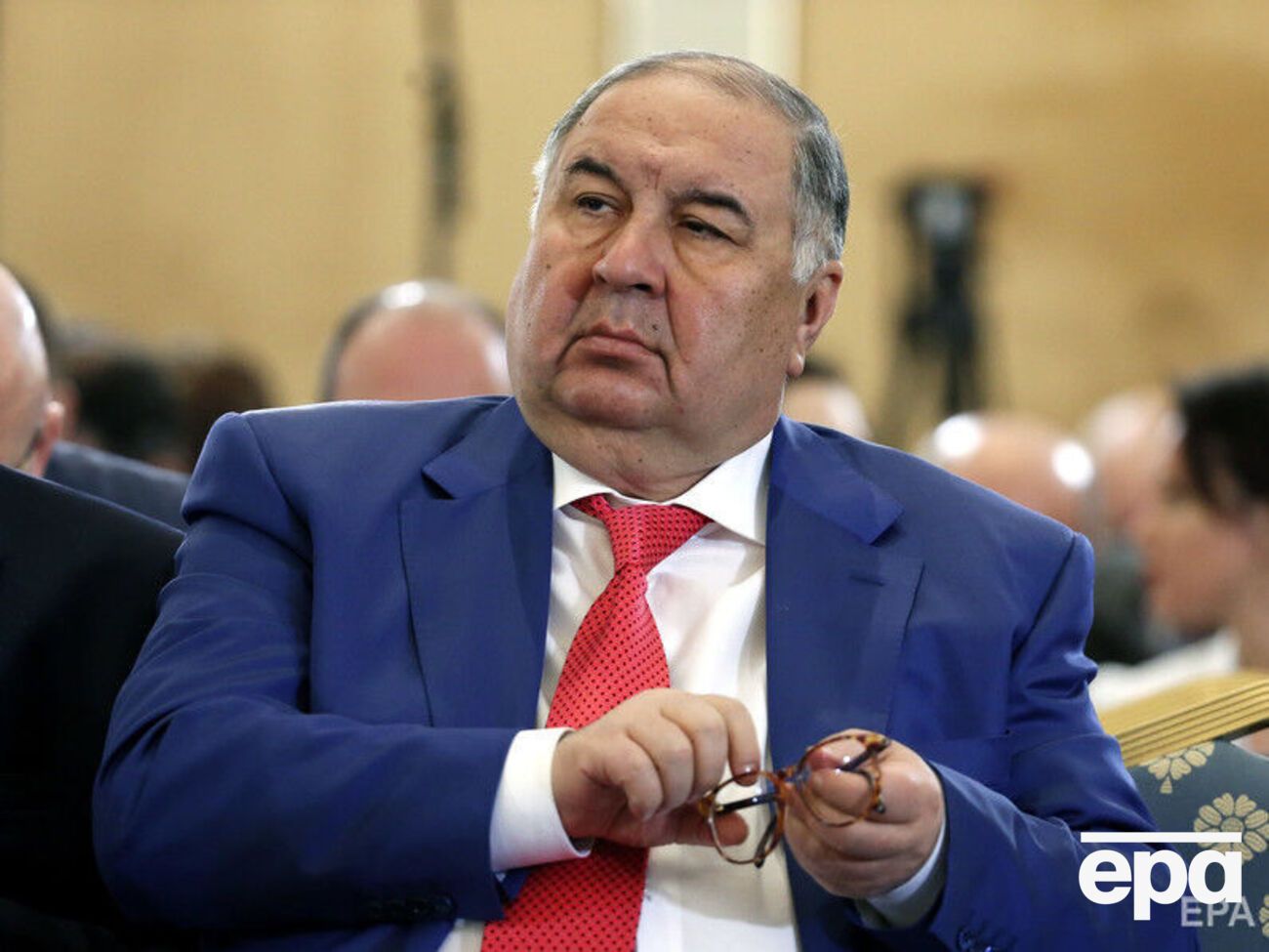 Санкции в отношении Усманова и еще около 1 тыс. россиян продлятся до марта 2023 года