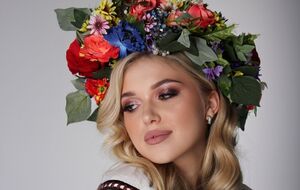 Alisa: Я хочу как можно больше обращать внимание слушателей на украинскую этничность, наши корни