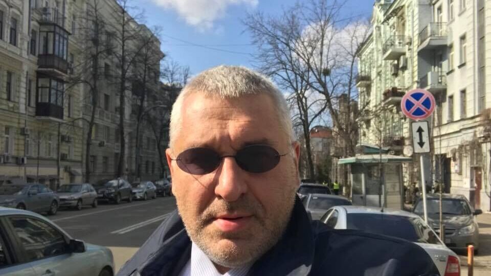 Фейгін зазначає наявність проблем в окупаційних військ із набором резервістів для війни в Україні